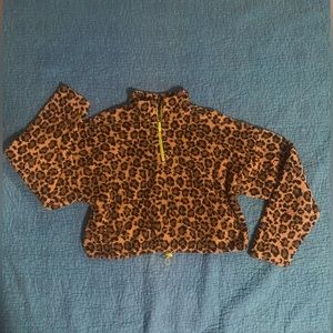 Cropped leopard sweater